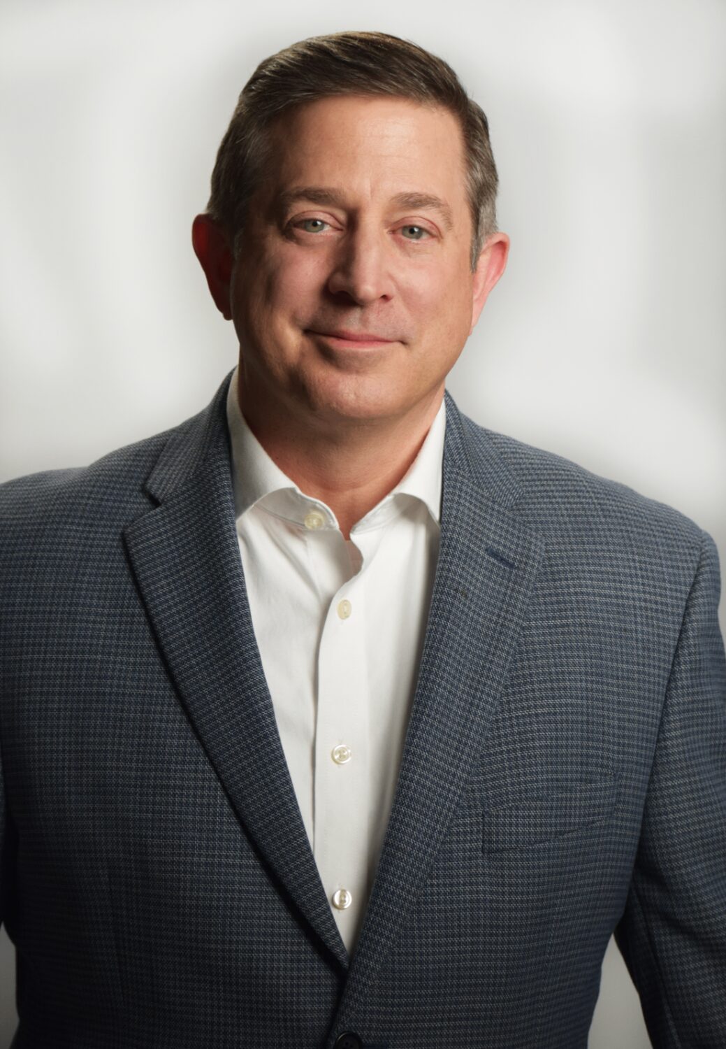 Portrait of Brad Federman, keynote speaker and author on workplace culture